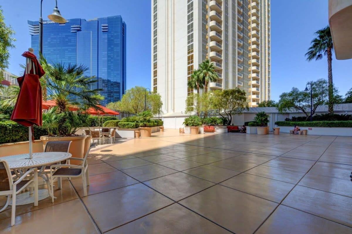 Mgm Signature-15-709 Strip View Jacuzzi Studio Las Vegas Extérieur photo